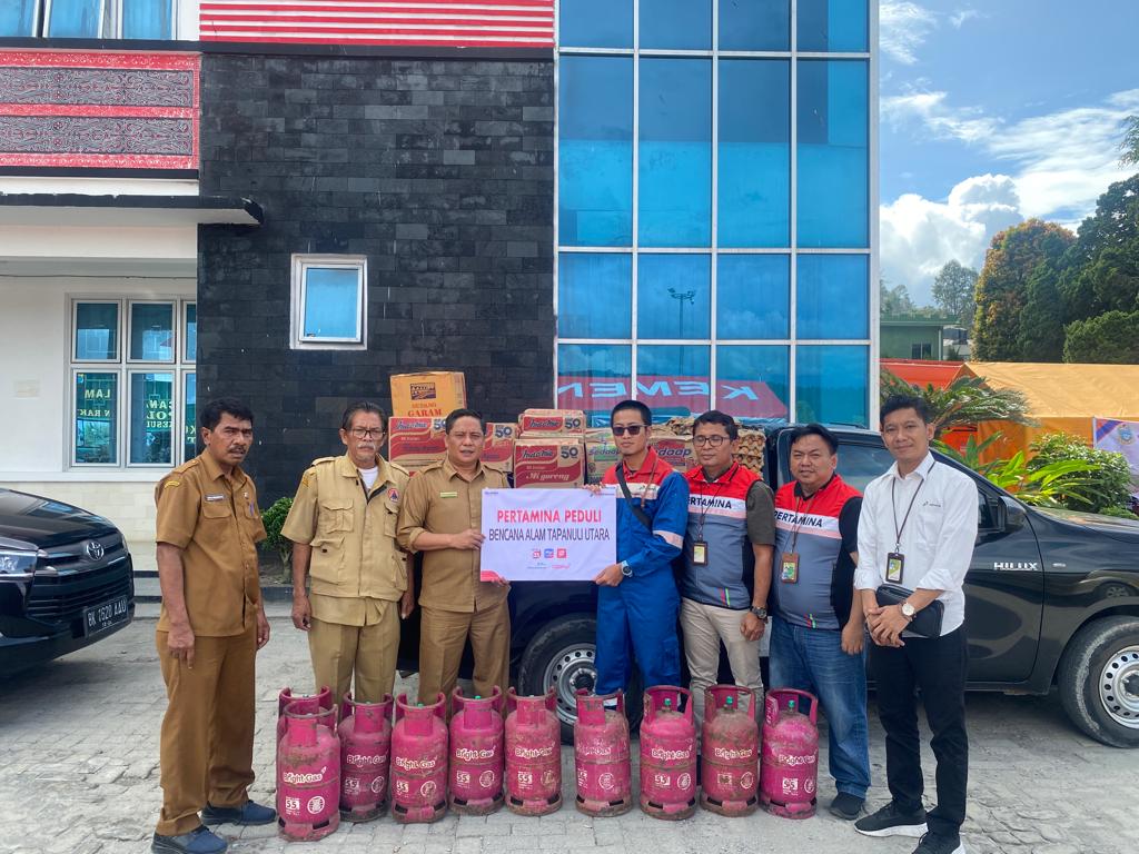 Pertamina Patra Niaga Regional Sumbagut bantu korban gempa bumi  Taput Jumat (7/10/2022). beritsore/ist