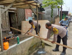 Polsek Medan Baru Bedah Rumah  Tak Layak Huni