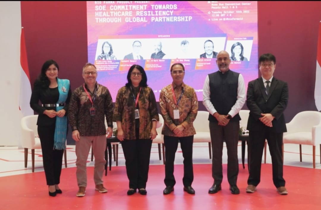 Wakil Menteri BUMN I Pahala Nugraha Mansury bersama Director South and SouthEast Asia  M Hari Manon, Senior Lead Investigator for Community Health University of Oxford, Anuraj H Shankar dan Neil Robinson, Sr. Division Chair Education, Mayo Clinical Collage of Madicine and Science di Nusa Dua Convention Center, Bali kemarin. beritasore/ist