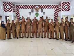 Camat Angkola Barat Ajak Aparatur Desa Optimalkan Kinerja