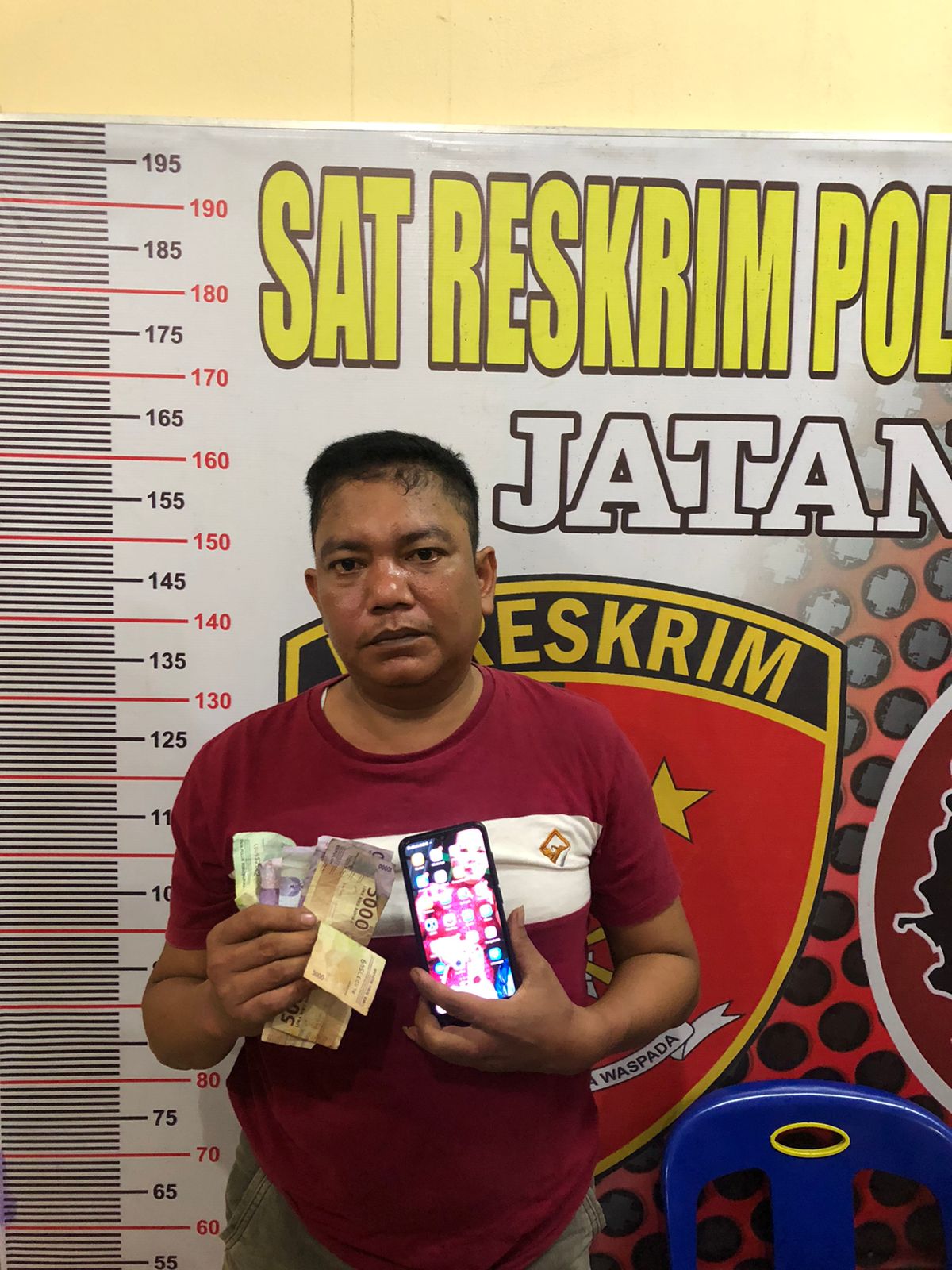 Jurtul Togek Ip (39) di Mako Polre BATU BARA Rabu (02/11-2022).beritasore/alirsyah