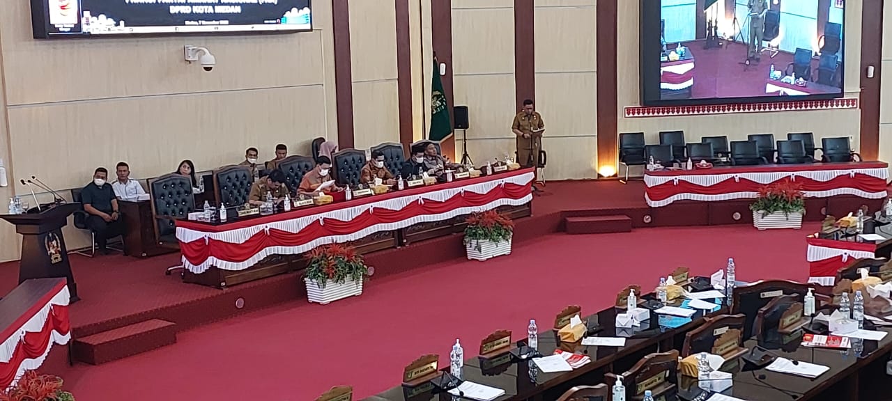 Walikota Medan M Bobby Afif Nasution dalam nota jawabannya terhadap Ranperda tentang penyelenggaraan perlindungan anak dalam rapat paripurna di gedung DPRD Medan, Senin (7/11/2022). beritasore/ist