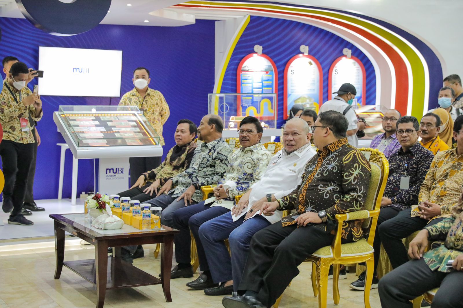 Perayaan puncak HUT Ke-18, Dewan Perwakilan Daerah (DPD) RI Gelar Pameran Filateli, Keris, Uang Kuno, Karya Disabilitas hingga Bazar UMKM Nusantara, di Gedung Nusantara V Komplek Parlemen, Senayan Jakarta, Selasa (1/11/2022).beritasore/ist