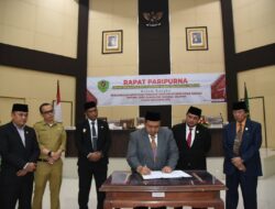 Bupati – DPRD Setujui Ranperda APBD Tapsel TA 2023 Menjadi Perda