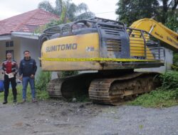 DuaTerduga Penambang Emas Ilegal Di Aceh Barat Diamankan Ditreskrimsus 