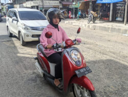 Lubang Di Jalan Pusat Kota Blangpidie Ganggu Kenyamanan Pengendara