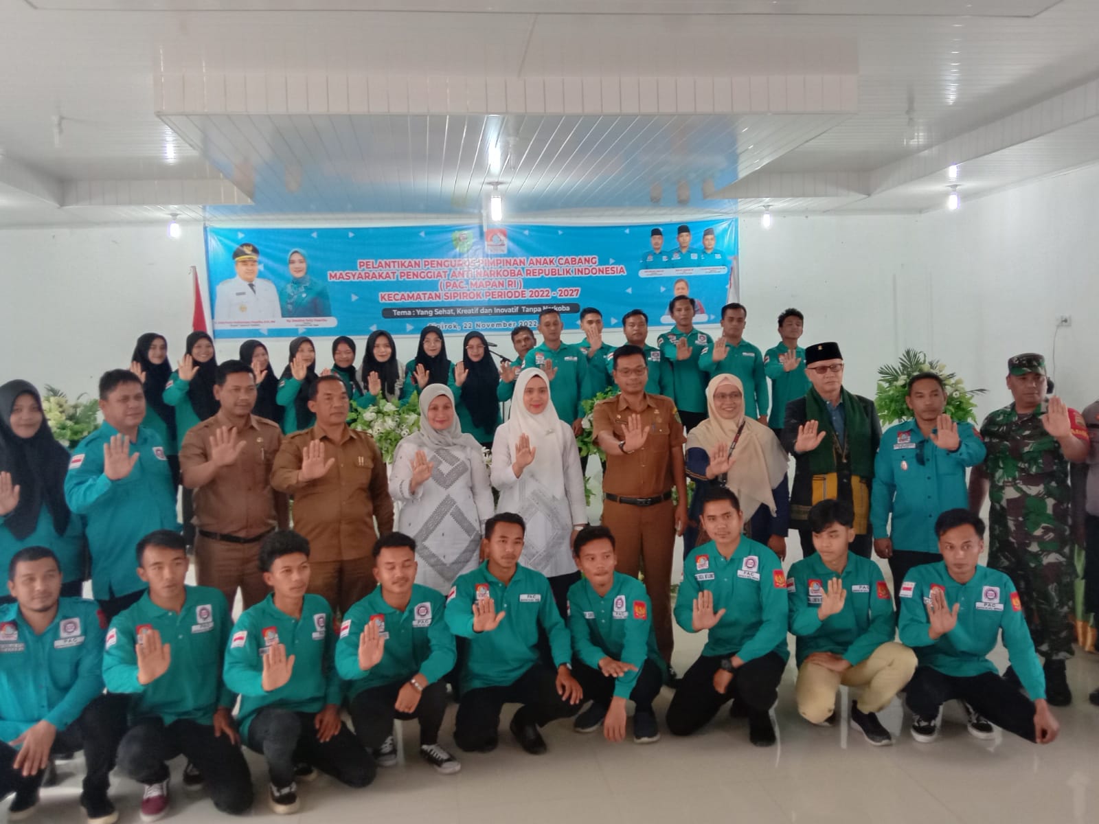 Teks poto: Pelantikan PAC Mapan RI Kecamatan Sipirok, di Aula Kantor Camat setempat, Selasa (22/11).