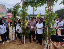 PT SRL Bangun Jalan 23 Kilometer di Palas