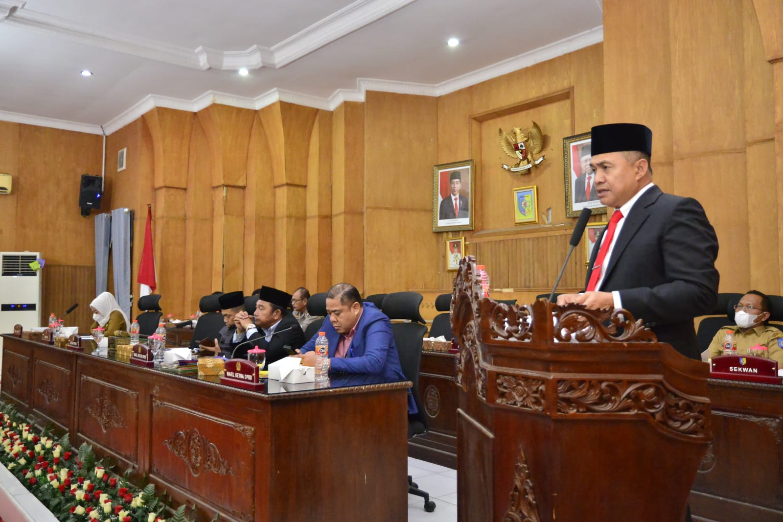 Bupati Batu Bara Hadiri Paripurna Ranperda APBD T.A 2023