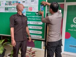 Stiker Layanan Pengaduan Masyarakat Terpampang Di Polsek Medan Baru