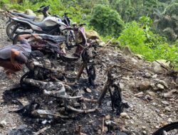 4 Sepeda Motor Pengunjung Wisata Hangus Dibakar OTK