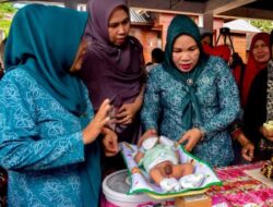 Ketua TP.PKK Sidempuan Tinjau Pelayanan Posyandu