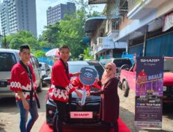 Sharp Serahkan 1 Unit Mobil Pemenang Program Super Untung Deals 2022