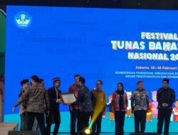 Pemkab Tapsel Terima Penghargaan Mendikbud Ristek