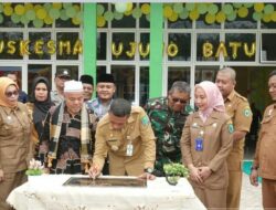 Bupati Paluta Resmikan Gedung Puskesmas Ujung Batu