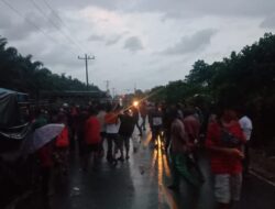 200 Massa Portal PT RPR,  Nginap Di Areal Kebun