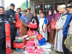 Pemkab Aceh Tamiang Beri Bantuan Korban Kebakaran
