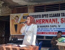 Juli Hernani Saat Reses Santuni Anak Yatim Piatu