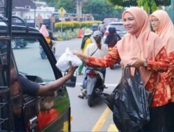 Ramadhan Berkah, TP PKK – Dharma Wanita Kota Sidempuan Berbagi Takjil