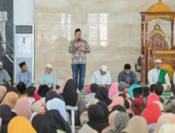 BKM Masjid Agung Al-Abror Sidempuan Santuni Anak Yatim dan Fakir Miskin