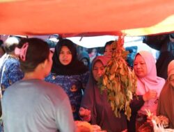 Wabup Sidak Pasar Maga,  Bantu Korban Kebakaran