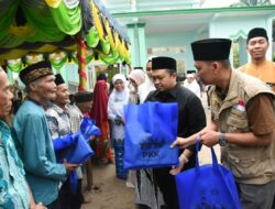 Bupati Tapsel Safari Ramadhan ke Angkola Sangkunur Salurkan Zakat Baznas