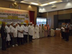 Walikota Sidempuan Lantik Kakan Kemenag Pembina Pengurus Ikatan Persaudaraan Haji Kloter 09