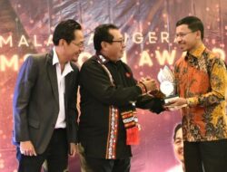 Ketua DPRK Banda Aceh Terima Anugerah SMSI Award 2023