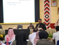 Dolly Ajak ASN Tapsel Terapkan Bahasa Indonesia ” Tapi Jangan Lupakan Bahasa Daerah”