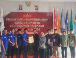 PAN Serahkan Daftar Bacaleg Ke KPUD Deliserdang