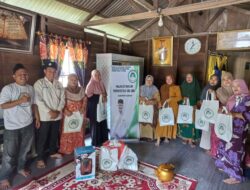 Santri Dukung Ganjar Beri Bantuan Pengeras Suara ke Majelis Taklim Al-Iman