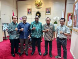 Ketua BPP PKN Christian Zebua berkunjung Ke Kemendagri RI