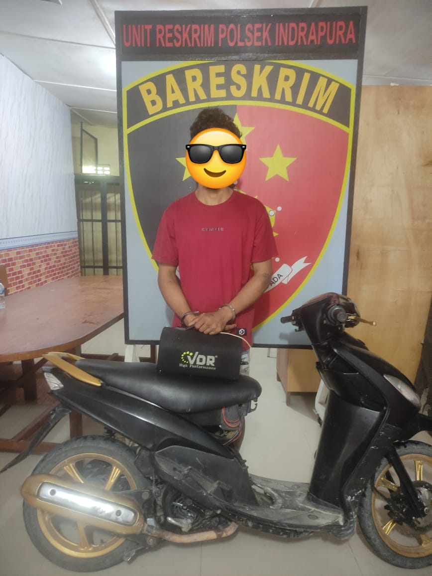 Teks fhoto: Sy tersangka Residivis kambuhan terkait kasus Pencurian dengan Pemberatan (curat) sebagaimana dimaksud Pasal 363 KHUPidana.Sabtu (27/-2023) beritasore/alirsyah