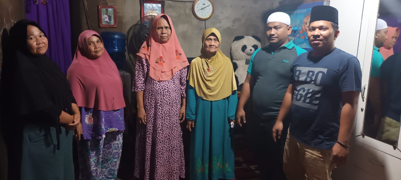 Teks foto Berita/ist Donasi diserahkan kepada keluarga Bayi Saddam.