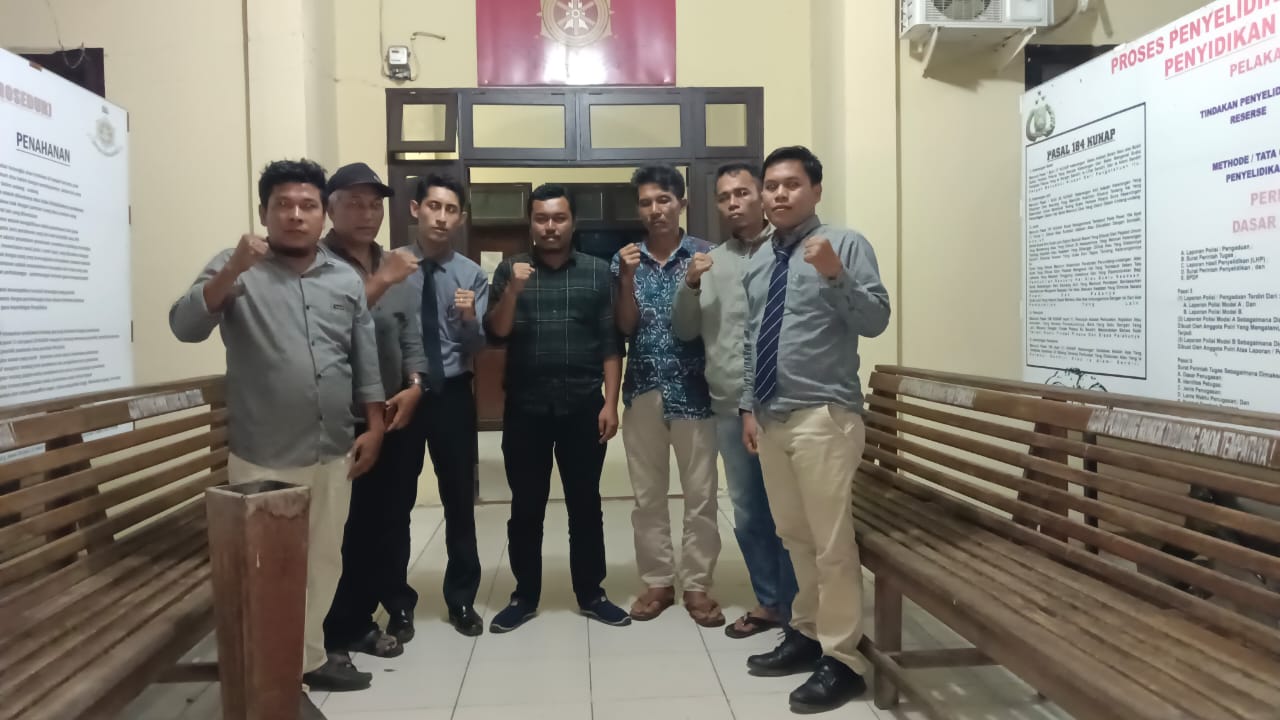 Teks foto Berita/ist Petani Desa Singkuang 1 belum dapat plasma dari perusahaan dalam rentang 18 tahun. Belakangan, masyatakat dilaporkan ke polisi.