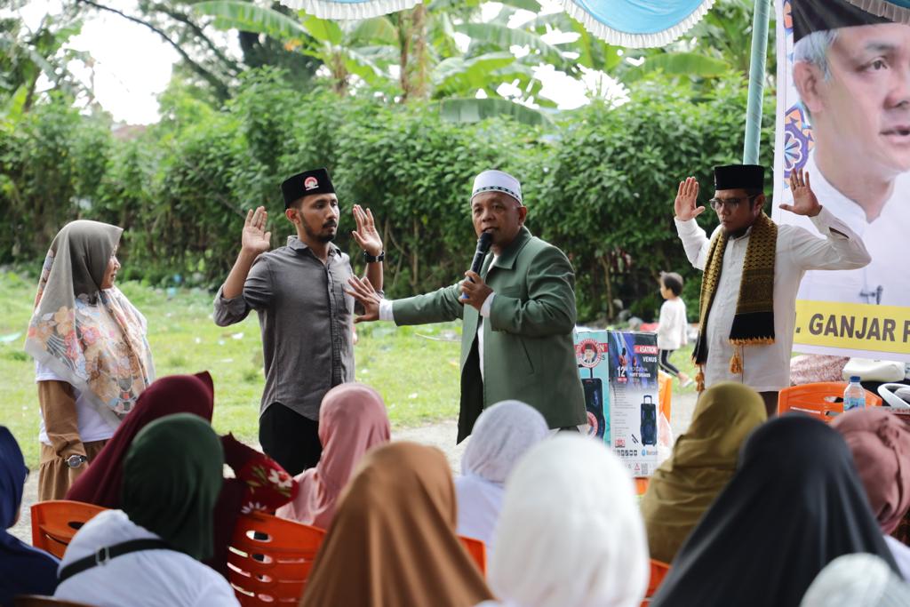 Bersama Majelis Taklim Al-Ishlah, Usbat Ganjar Sumut Beberkan Manfaat Salat Bagi Kesehatan Jasmani dan Rohani