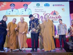 Bobby Ajak Umat Buddha Senantiasa Tanam Kebaikan