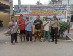 Polsek Pulau Raja Dan Warga Pasang Spanduk Perangi Narkoba Dan Judi