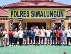 Kapolres Simalungun Bersama Wartawan Ikuti Zoom Meeting Kemerdekaan Pers Dan Perlindungan Jurnalis