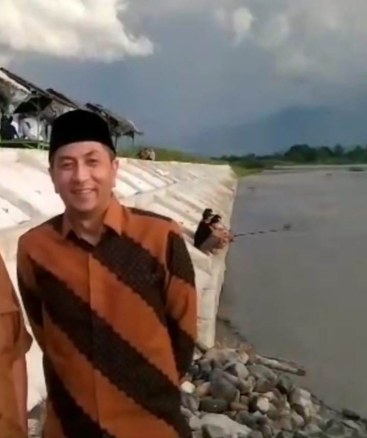 Teks foto Berita/Irham Hagabean Nasution M. Zuhri Musthafa Nasution, pengusaha, Bacalon Bupati Madina 2024.