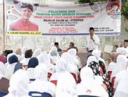 Usbat Ganjar Edukasi Masyarakat Medan Tentang Mandi Janabah