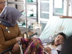 Wabup Madina Prihatin Lihat Penderita Cerebral Palsy