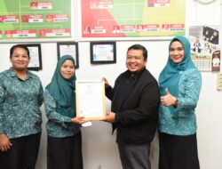 Bupati Tapsel – Ketua TP.PKK Monitoring Desa Binaan (UP2K)-PKK di Kec. Arse