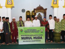 Bupati Dolly Dorong Masyarakat Hidupkan Tempat Ibadah