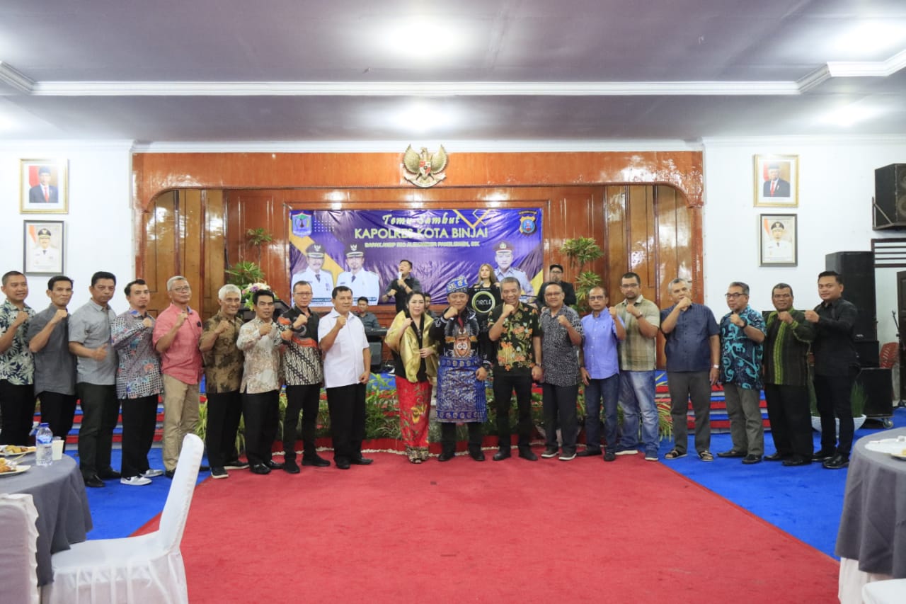 Keterangan poto: Usai acara penyambutan, Wali kota Binjai bersama Kapolres baru dan unsur Forkopimda berpoto bersama(Ist).