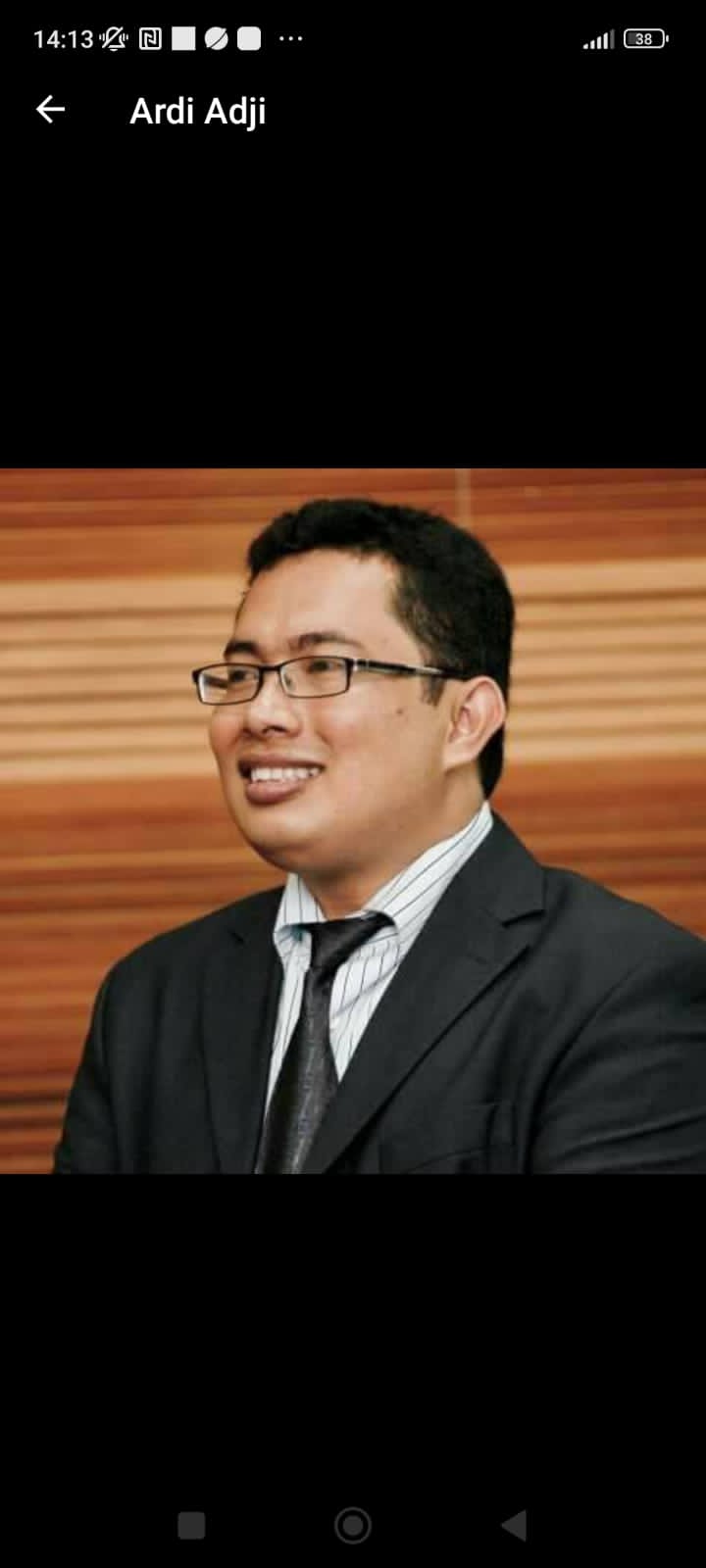 Teks foto: Dr. Ardi Adji Tim Nasional Percepatan Penggulangan Kemiskinan (TNP2K) juga bekerja di Sekretariat Wakil Presiden dan mengajar di beberapa perguruan tinggi (Universitas Indonesia, Sekolah Tinggi Ilmu Statistik, Universitas Tri Sakti, Universitas Paramadina.(Muhammad Iqbal/berita sore)