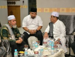 Pj Bupati Aceh Besar Antar Ulama Berangkat Umrah