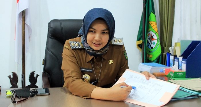 Teks foto: Wakil Bupati Madina Atika Azmi Utammi Nasution