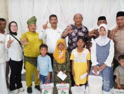 Santuni Anak Yatim Bersama FSKS,  Syah Afandin Akan Beri  1 Ton Beras Tiap Bulan
