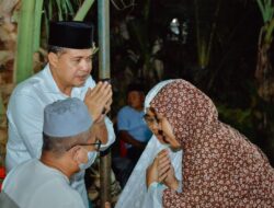 Isak Tangis Keluarga Sambut Pemulangan TKI Meninggal DiMalaysia